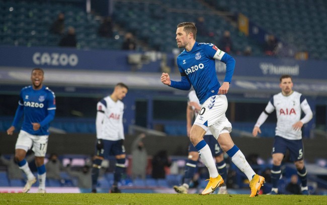 亿美元的续 亿美元的续