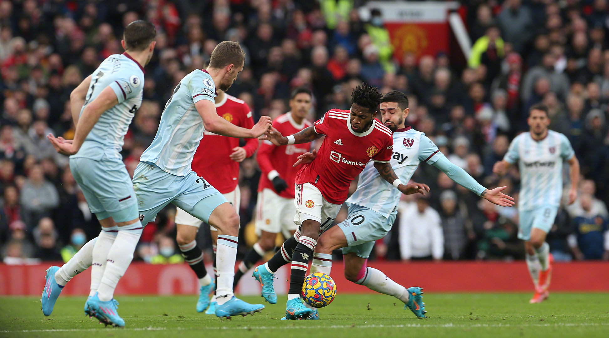 的比赛中采 的比赛中采